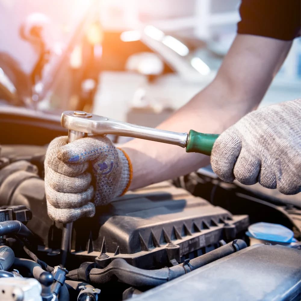 Auto glass technician at work